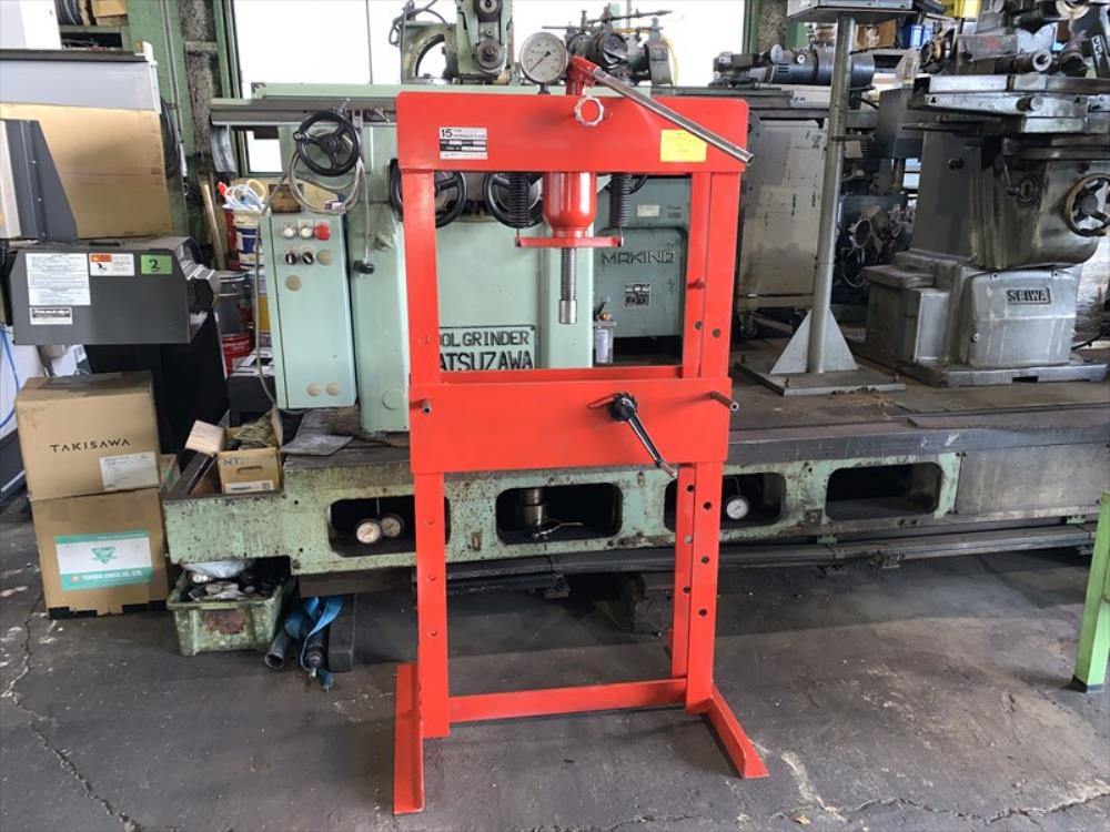 10215 マサダ製作所 油圧プレス