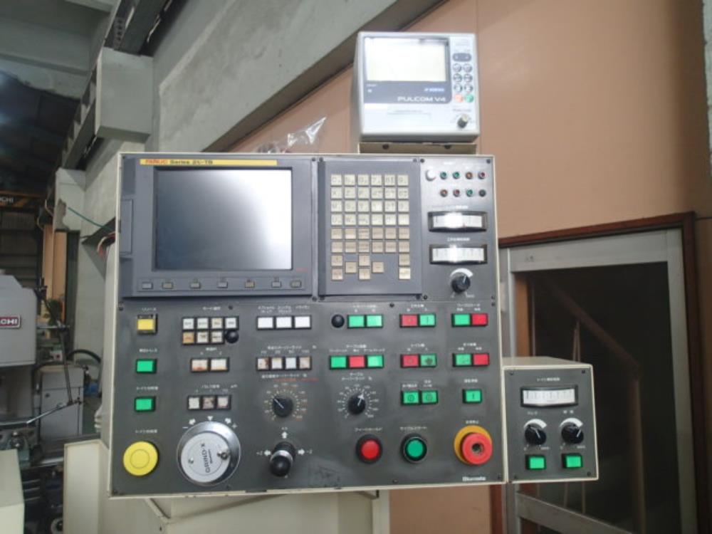 岡本工作機械製作所のＮＣ円筒研削盤のOGM350NCB