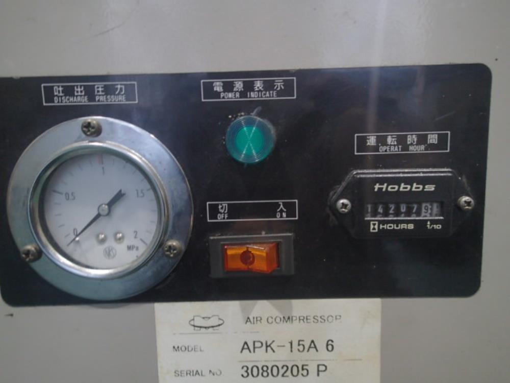 明治のエアーコンプレッサーのAPK-15A6
